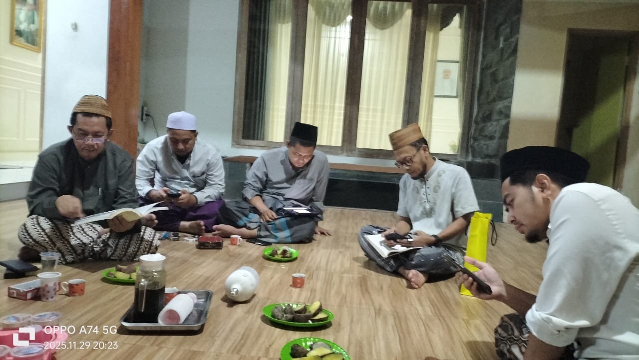 FORTAK MWCNU Paiton Malam ini; Hukum Ber-Ajimat dengan Rambut Nabi